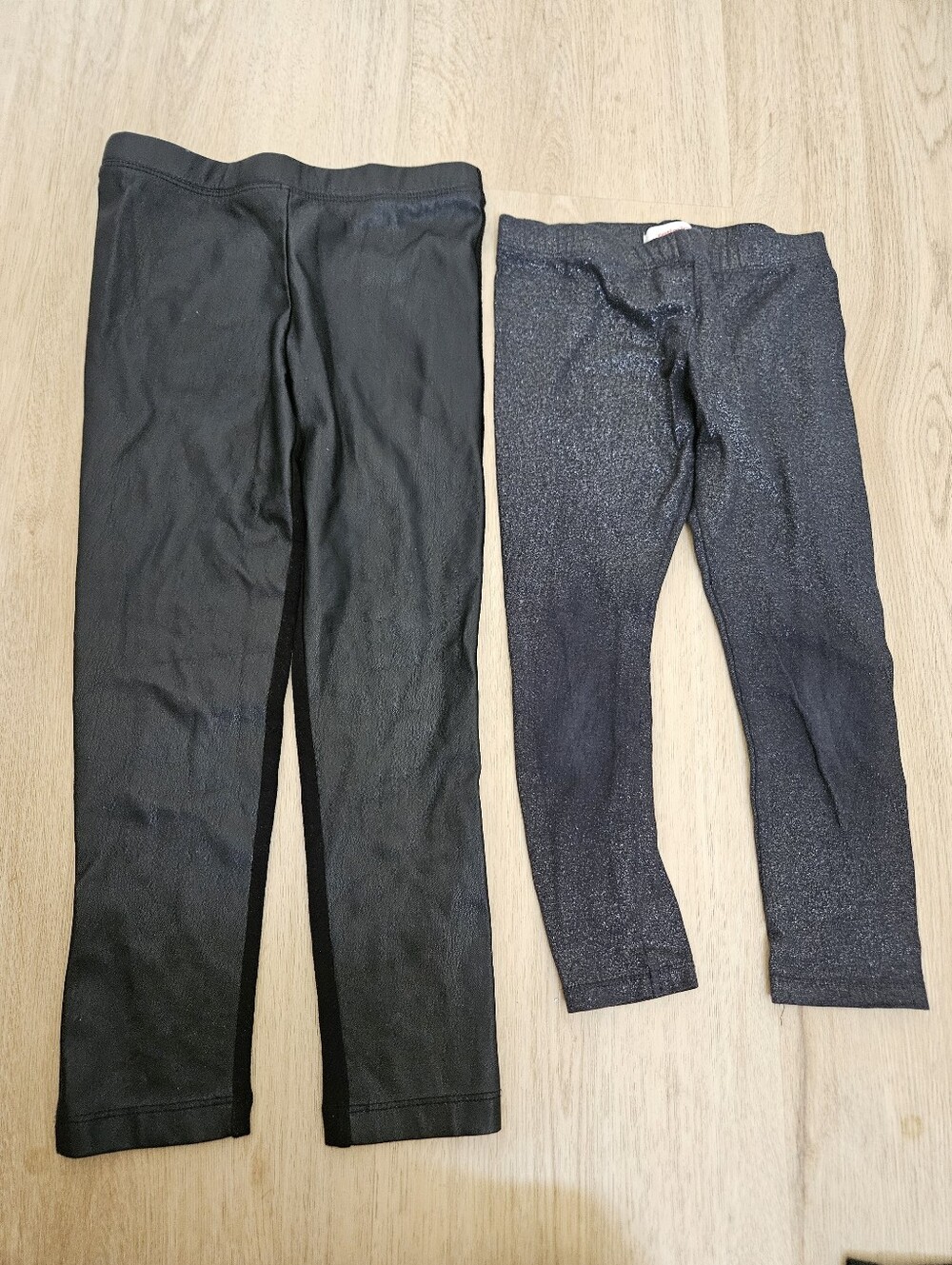 Bundle Of 2 Leggings In Size 5 (Catimini And Design History)